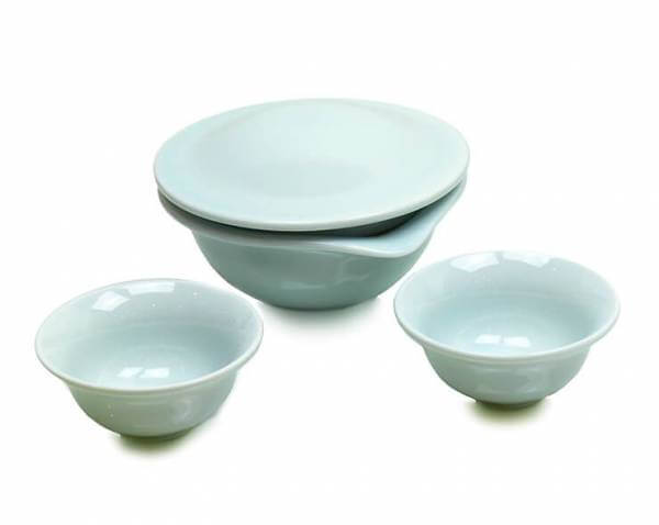 Celadon Shiboridashi Set mit zwei Teeschalen